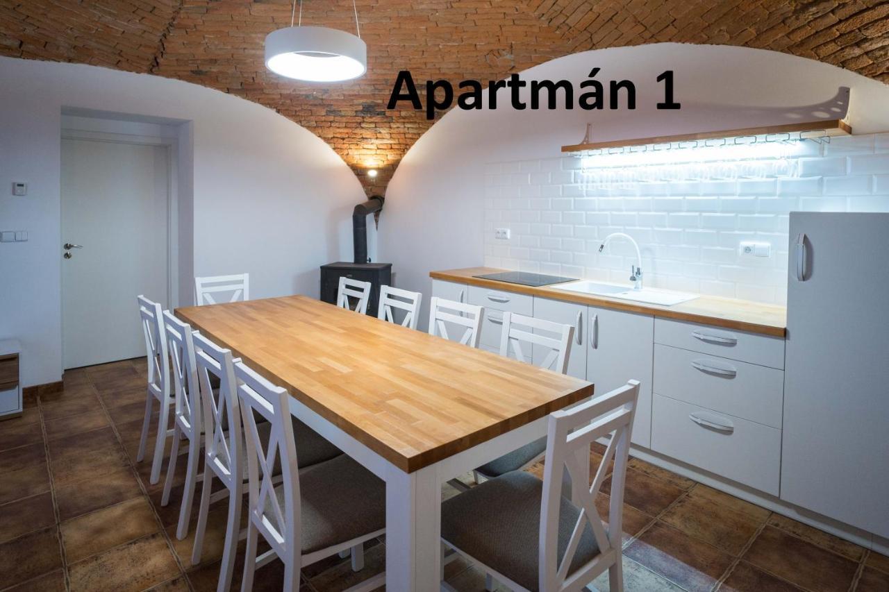 Apartmany Habanska, Cely Dum Pouzdrany Exterior photo